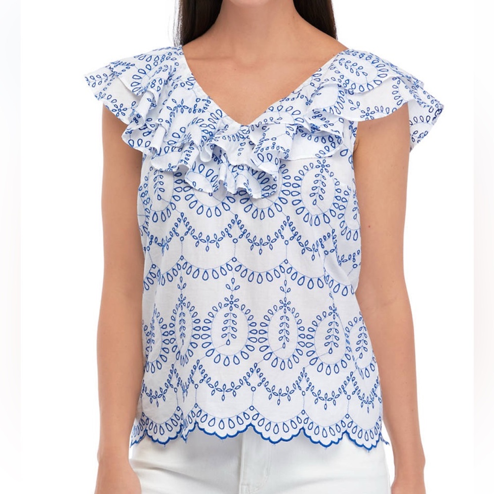 Crown & Ivy Women’s Blue and White Ruffle Sleeve Top